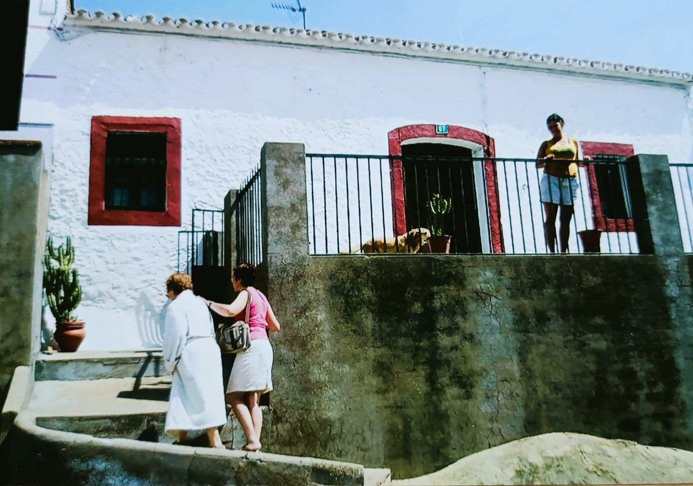 La fachada de la casa antes de su rehabilitación